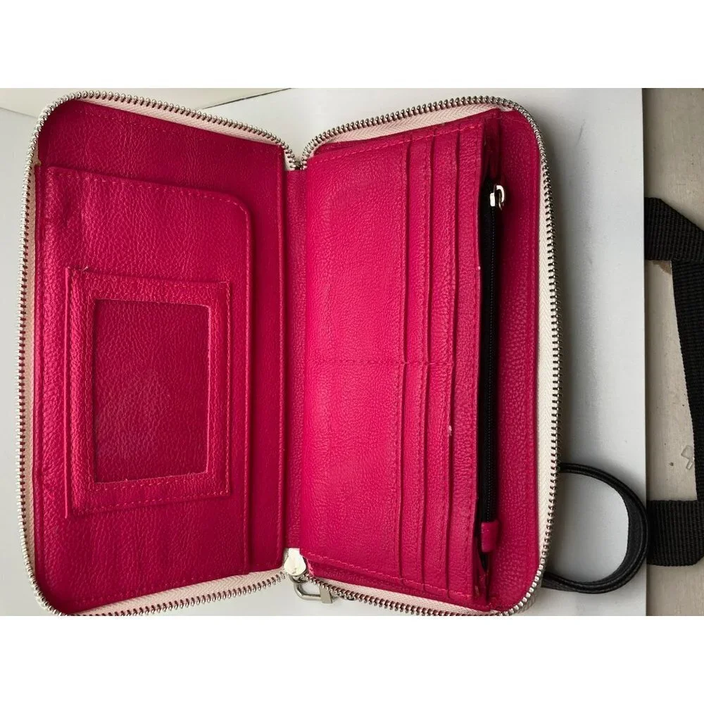 Betsey Johnson Black White Dalmation Puppy Face Wallet Wristlet - Picture 3 of 6